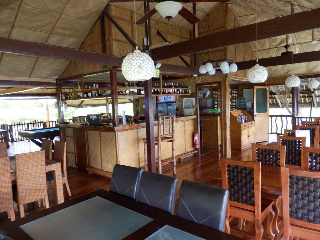 Villa De Pico Highland Beach Resort Puerto Galera Bagian luar foto