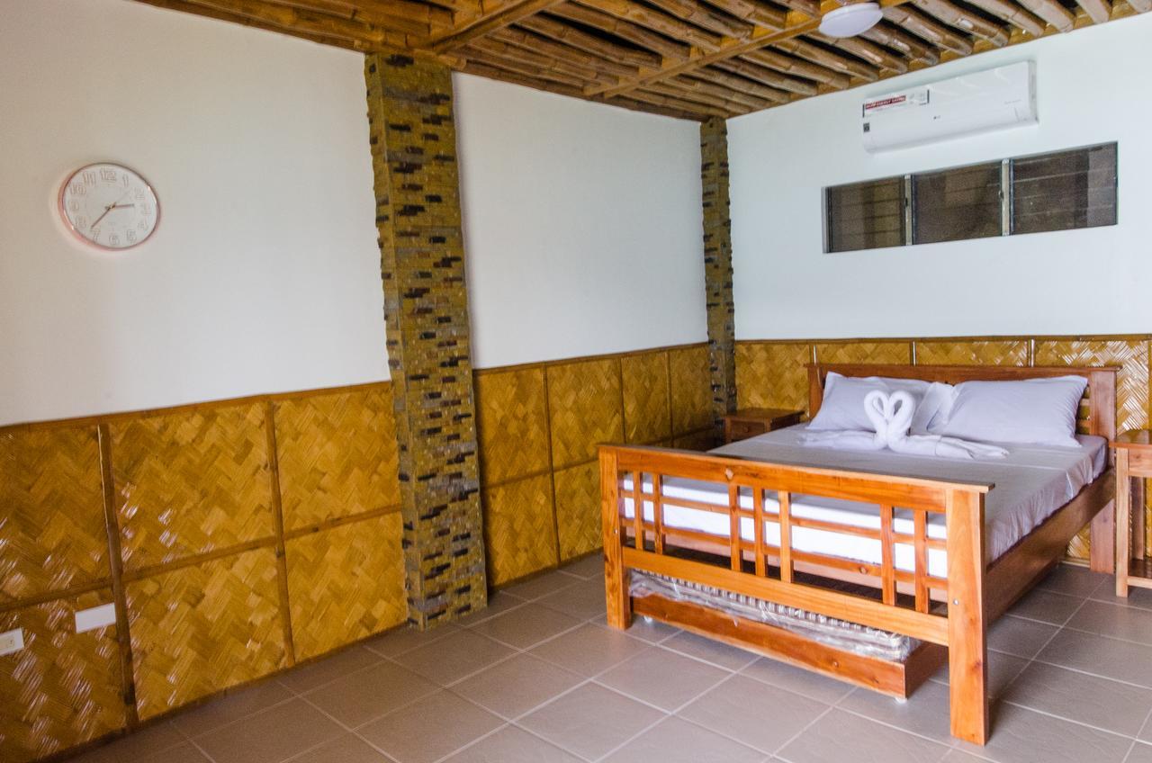 Villa De Pico Highland Beach Resort Puerto Galera Bagian luar foto